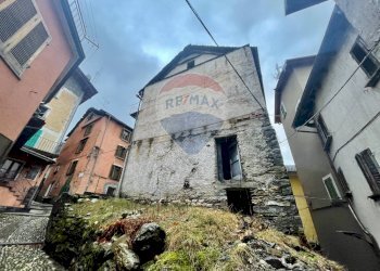 Edificio all\'aperto - Rustico Gurro - foto 4