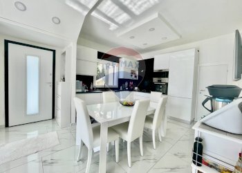 Sala da pranzo - Four-room apartment Cannero Riviera - photo 1