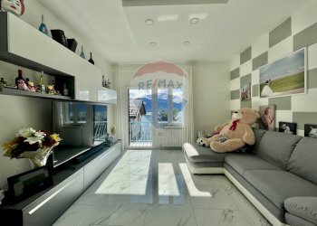 Soggiorno - Four-room apartment Cannero Riviera - photo 12