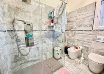 Bagno - Four-room apartment Cannero Riviera - photo 23