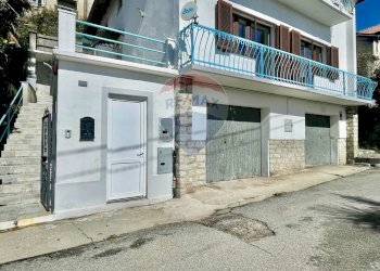 Edificio all\'aperto - Four-room apartment Cannero Riviera - photo 32