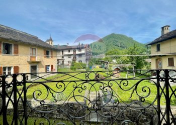 Balcone - Casa indipendente Valle Cannobina - foto 1