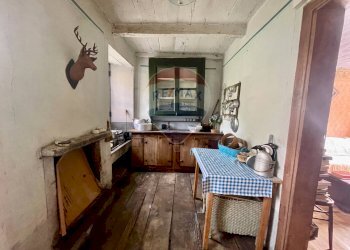 Cucina - Casa indipendente Valle Cannobina - foto 9