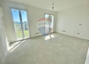 Stanza vuota - Casa indipendente Trarego Viggiona - foto 12