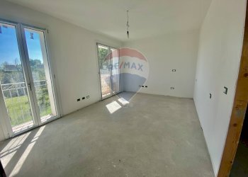 Stanza vuota - Casa indipendente Trarego Viggiona - foto 15