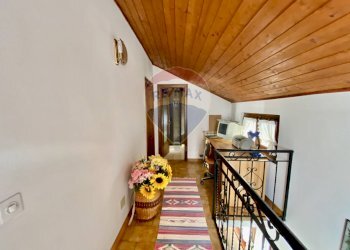 Hall / corridoio - Casa indipendente Valle Cannobina - foto 10