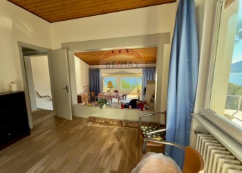 Hall / corridoio - Villa Oggebbio - photo 12