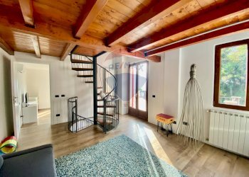 Scale - Villa Oggebbio - photo 19