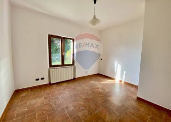 Stanza vuota - Villa Oggebbio - photo 37