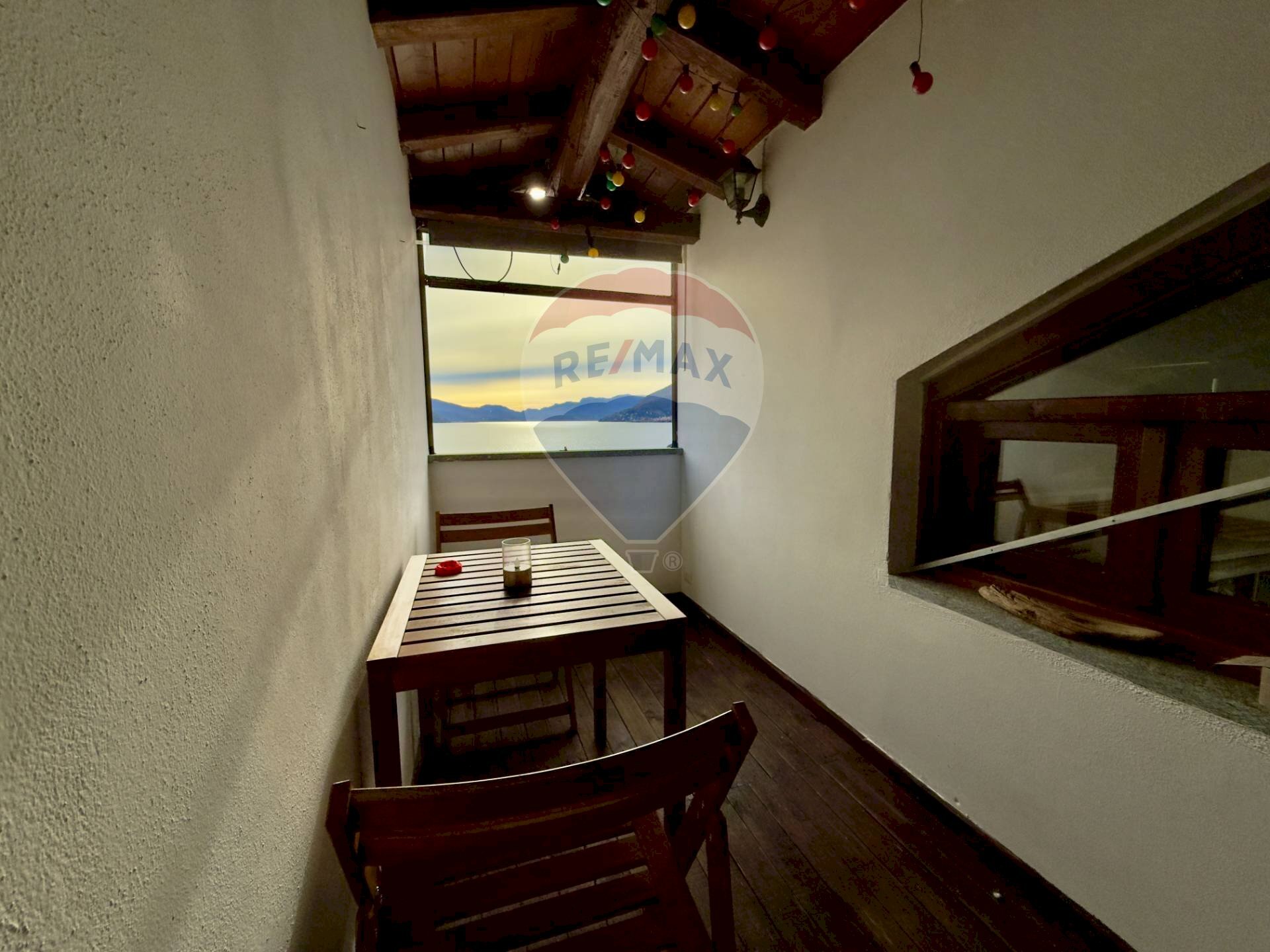 Hall / corridoio - Trilocale Cannobio - foto 3