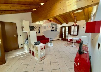 Sala da pranzo - Trilocale Cannobio - foto 5