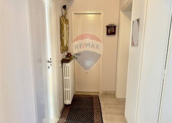 Hall / corridoio - Quadrilocale Cannobio - foto 7