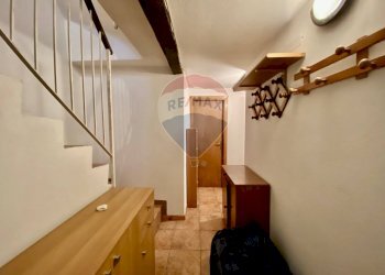 Hall / corridoio - Casa indipendente Gurro - foto 4