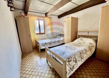 Camera / camera da letto - Casa indipendente Gurro - foto 9