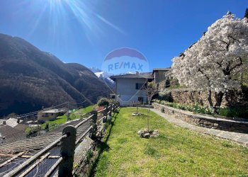 Vista delle montagne - Casa indipendente Via Casa Boggia
 
1, Valle Cannobina - foto 2