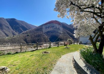 Vista delle montagne - Casa indipendente Via Casa Boggia
 
1, Valle Cannobina - foto 24