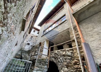 Edificio all\'aperto - Baita via marconi, cavaglio spoccia
 
6, Valle Cannobina - photo 2