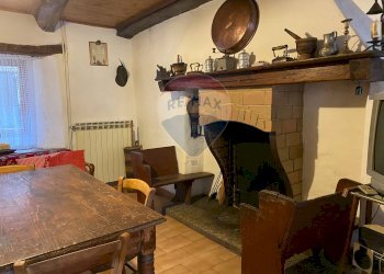 Sala da pranzo - Baita via marconi, cavaglio spoccia
 
6, Valle Cannobina - photo 3