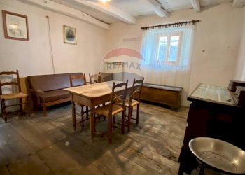 Sala da pranzo - Baita via marconi, cavaglio spoccia
 
6, Valle Cannobina - photo 8