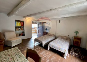 Camera / camera da letto - Baita via marconi, cavaglio spoccia
 
6, Valle Cannobina - photo 13