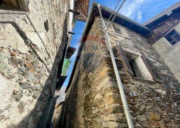 Edificio all\'aperto - Rustic via marconi, cavaglio spoccia
 
6, Valle Cannobina - photo 3