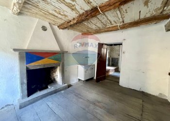 Stanza vuota - Rustic via marconi, cavaglio spoccia
 
6, Valle Cannobina - photo 4