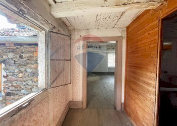 Hall / corridoio - Rustic via marconi, cavaglio spoccia
 
6, Valle Cannobina - photo 13