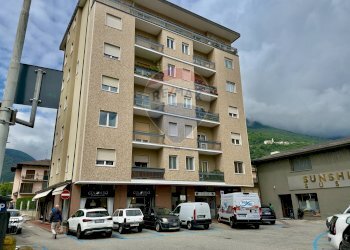 Edificio all\'aperto - Locale Commerciale Cannobio - foto 2