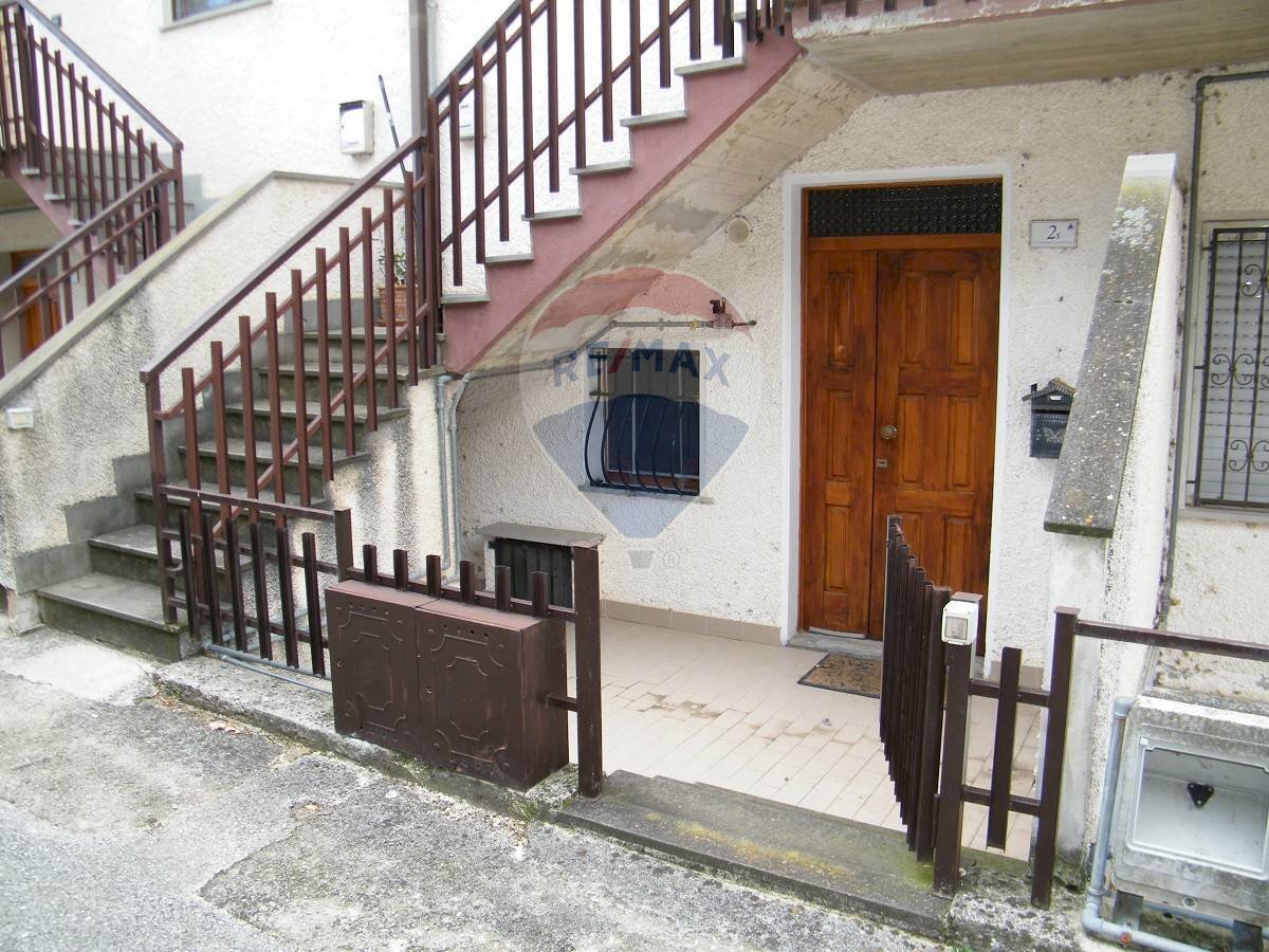 Scale - Trilocale Via Nazionale Frentana
 
2/S, Lama dei Peligni - foto 2