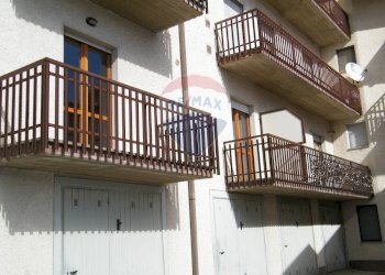 Edificio all\'aperto - Trilocale Via Nazionale Frentana
 
2/S, Lama dei Peligni - foto 8