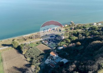 Vista dell\'acqua - Terreno agricolo C.da Lentesco, Torino di Sangro - foto 5