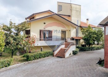 Casa all\'aperto - Casa indipendente C.da Scalzino
 
46, Rocca San Giovanni - foto 2