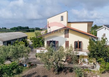 Casa all\'aperto - Casa indipendente C.da Scalzino
 
46, Rocca San Giovanni - foto 12