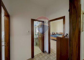 Hall / corridoio - Quadrilocale Via Adamo Giangiulio
 
4, Lanciano - foto 29