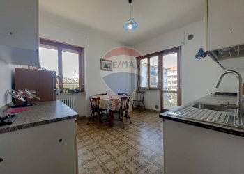 Cucina - Quadrilocale Via Adamo Giangiulio
 
4, Lanciano - foto 31