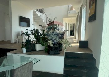 Scale - Villa Mozzagrogna - foto 6