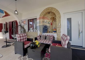 Soggiorno - Villa Via Casone
 
51, Fossacesia - photo 26