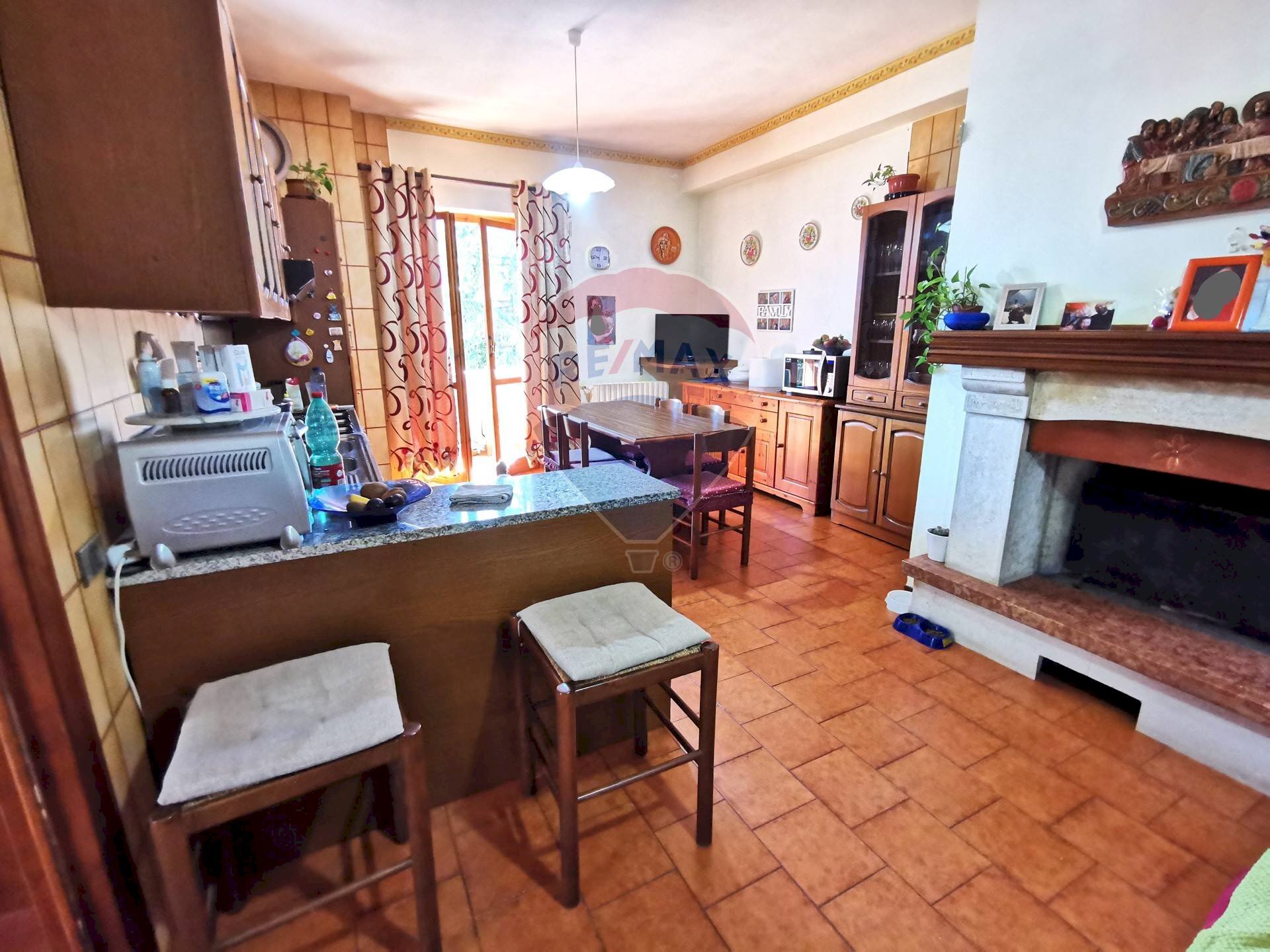 Sala da pranzo - Villa Viale Maiella
 
6, Fara San Martino - photo 3