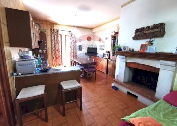 Sala da pranzo - Villa Viale Maiella
 
6, Fara San Martino - foto 2