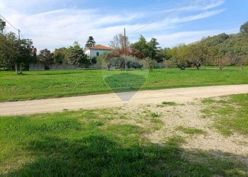 Giardino - Casa indipendente Contrada Schiavonesco, Torino di Sangro - foto 9