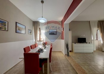 Sala da pranzo - Casa indipendente Orsogna - foto 21