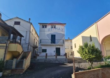 Edificio all\'aperto - Casa semi indipendente Paglieta - foto 3