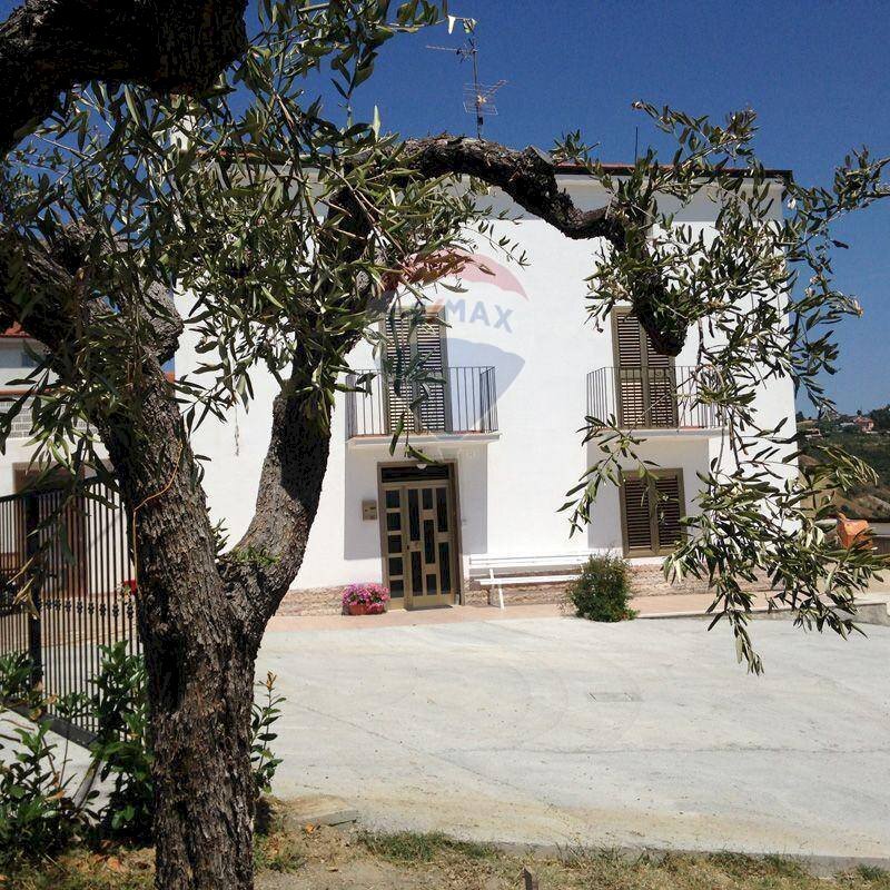 Casa all\'aperto - Casa indipendente Via San Vicenzo
 
15, Castel Frentano - foto 2