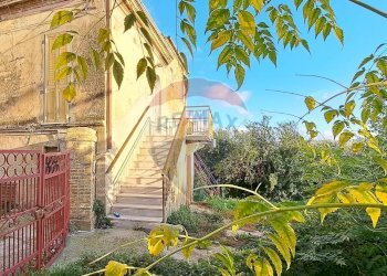 Edificio all\'aperto - Independent house Villa Rogatti
 
79, Ortona - photo 3