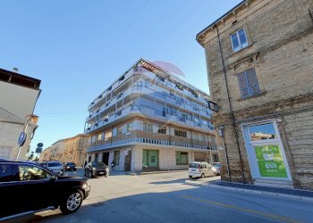 Edificio all\'aperto - Appartamento Corso Bandiera
 
96, Lanciano - foto 17