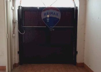 Hall / corridoio - Casa semi indipendente Via Valera
 
77, Lanciano - foto 3