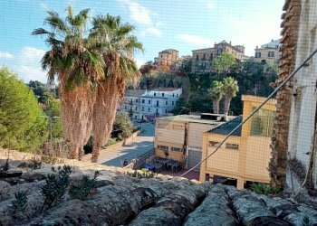 Edificio all\'aperto - Casa semi indipendente Via Valera
 
77, Lanciano - foto 29