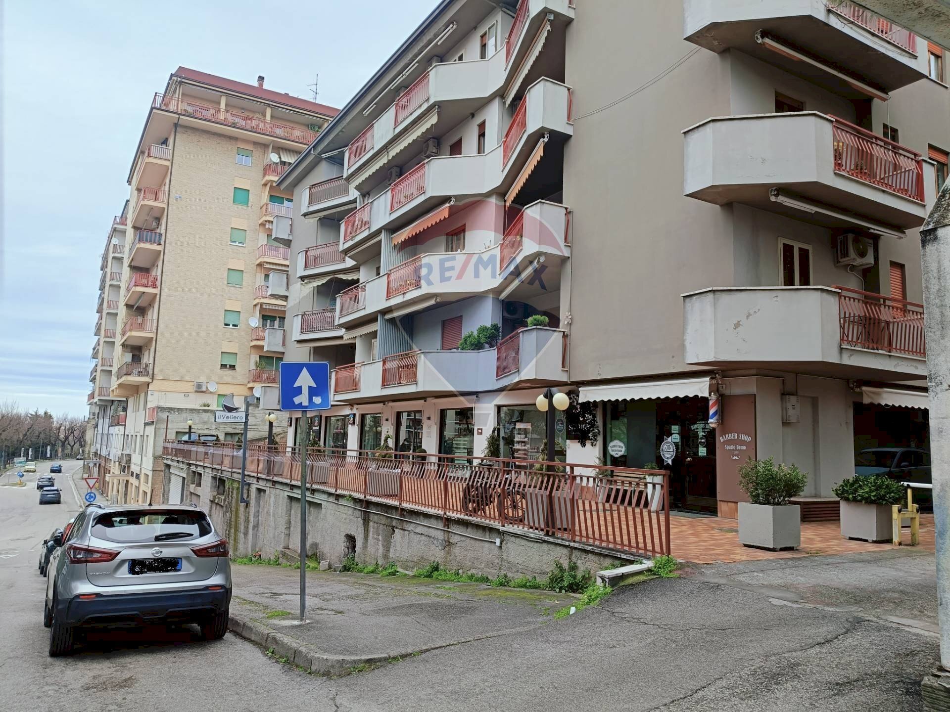 Edificio all\'aperto - Locale Commerciale PIAZZA ERALDO MISCIA
 
17, Lanciano - foto 2