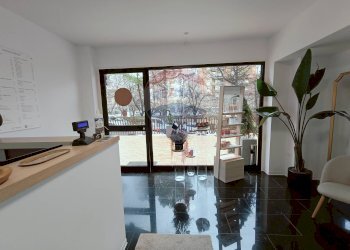 Soggiorno - Locale Commerciale PIAZZA ERALDO MISCIA
 
17, Lanciano - foto 1