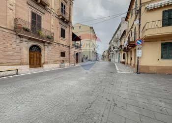 Edificio all\'aperto - Casa semi indipendente Paglieta - foto 32